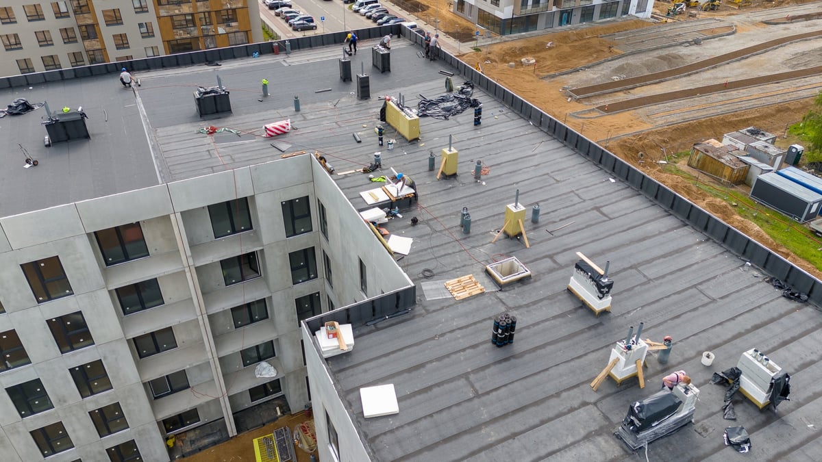 Commercial roofing project